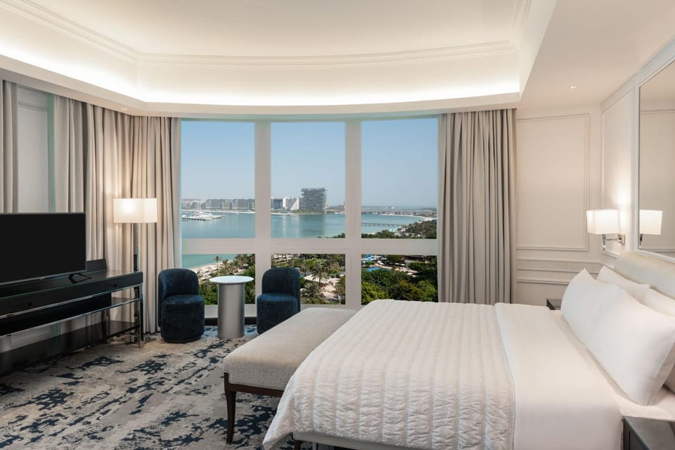 Bed, Bedroom, Sea view