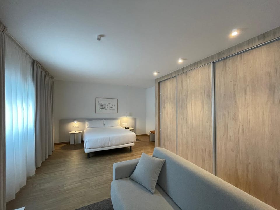 Bed, Living room, Photo of the whole room, Seating area, Bedroom, wardrobe