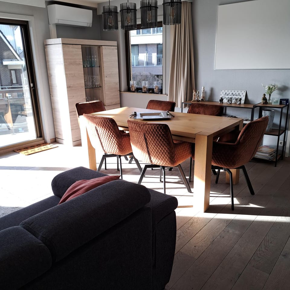 Dining area, air conditioner