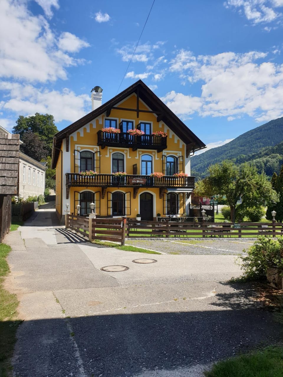 Property building, Nearby landmark