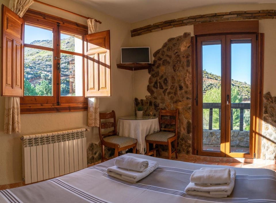 View (from property/room), Balcony/Terrace, Photo of the whole room, Garden view, Mountain view