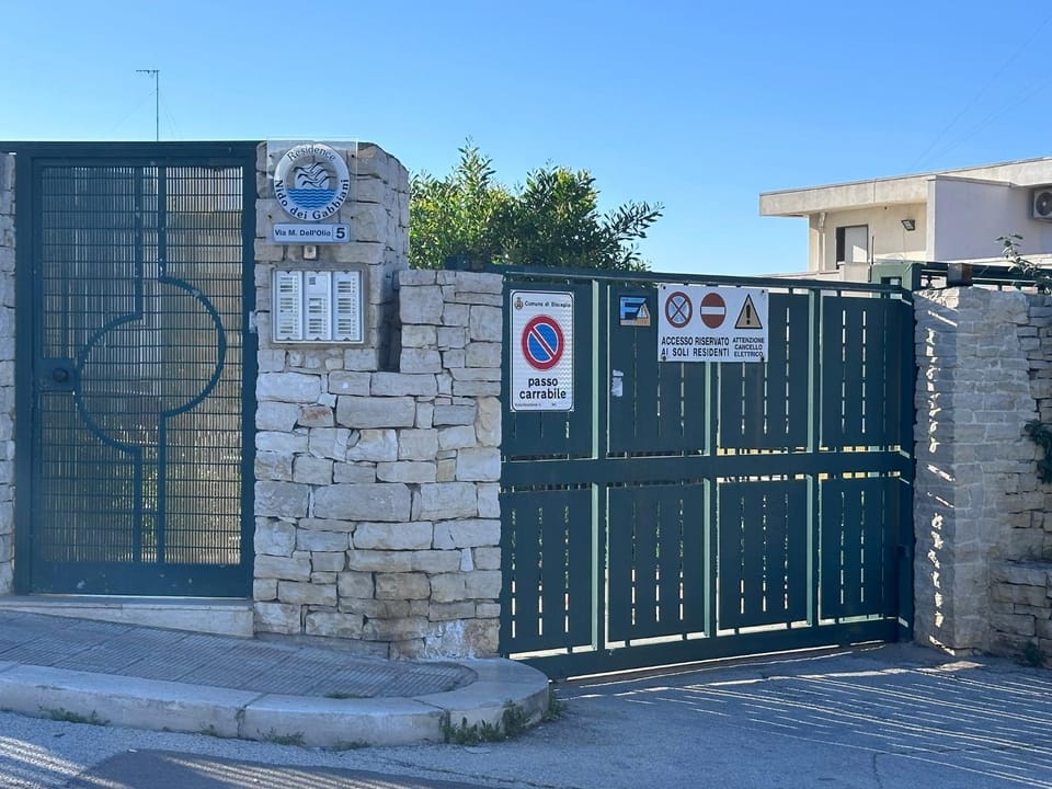 Property building, Parking