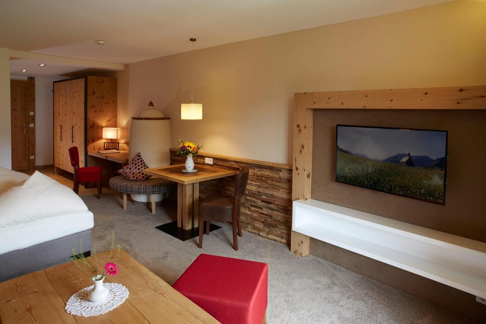 Almhotel Told Hotel in Tyrol