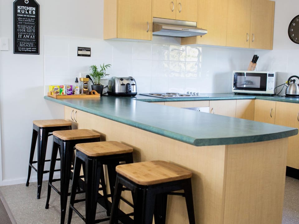 Communal kitchen, Continental breakfast