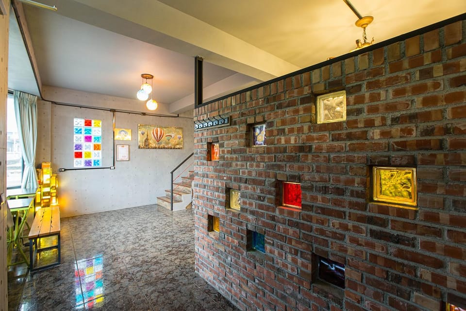 Facade/entrance, Living room, Lobby or reception