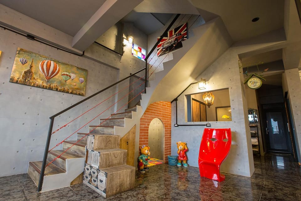 Children play ground, Living room, Lobby or reception