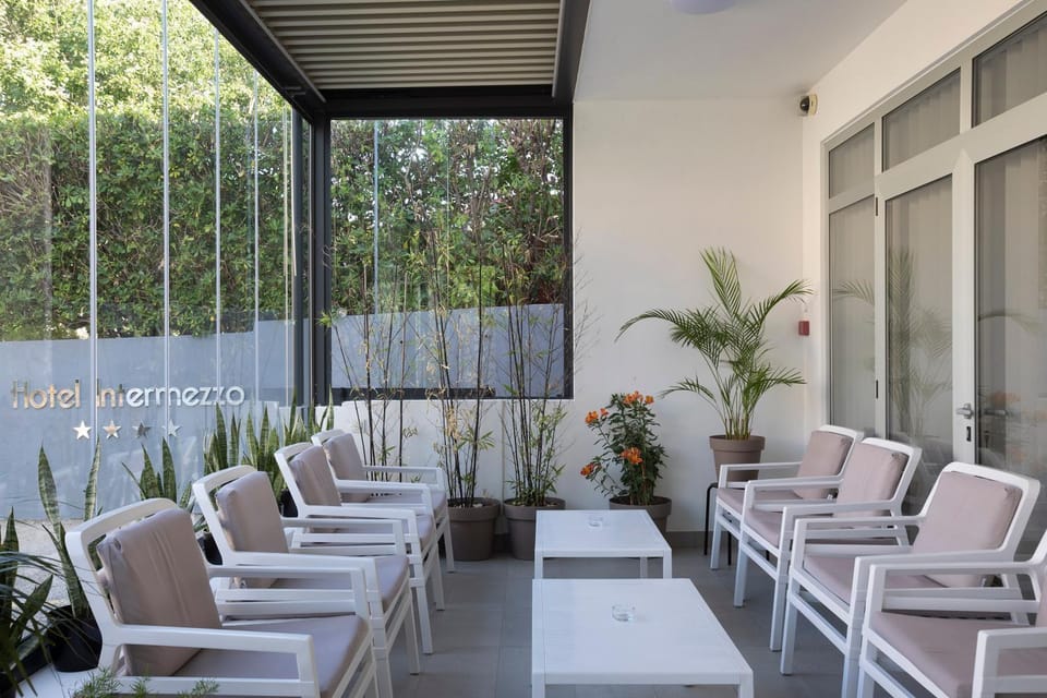 Balcony/Terrace, Lounge or bar