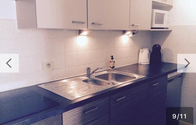 Kitchen or kitchenette, pet friendly, stove