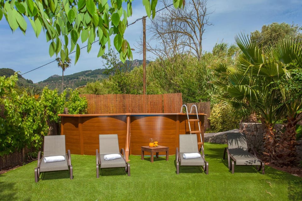 Garden, Swimming pool