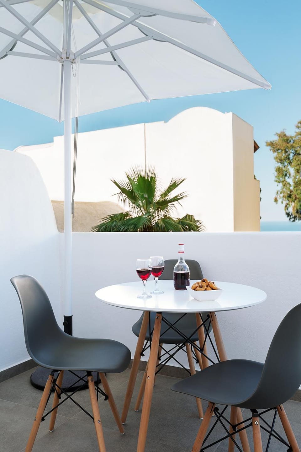 Mirto's Studios Apartment in Thera