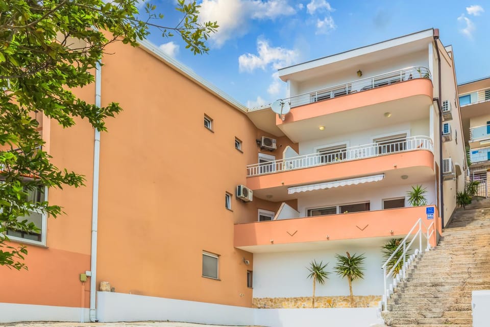 Apartmani Nikola Apartment in Brela