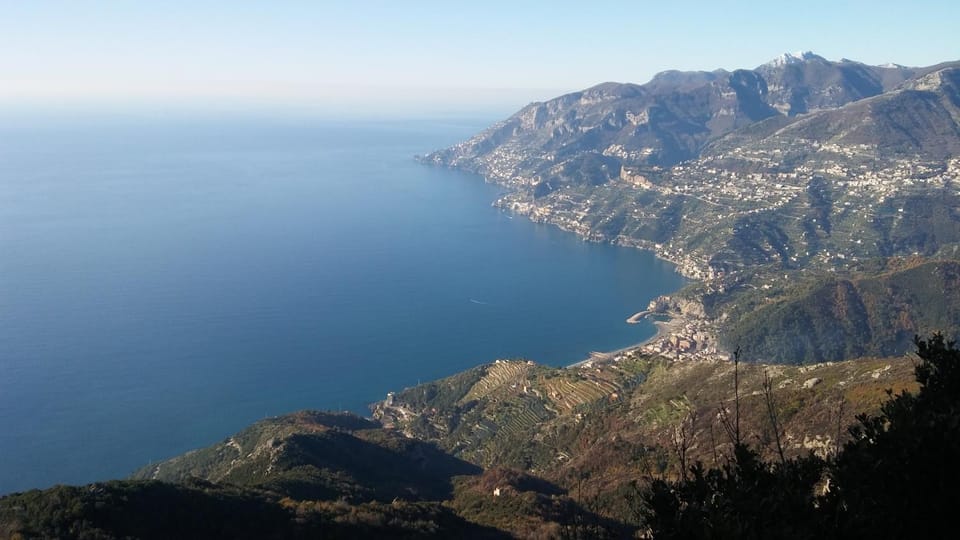 Nearby landmark, Natural landscape, Beach, Area and facilities