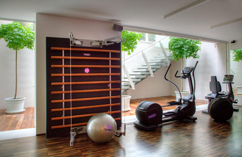 Fitness centre/facilities, Sports