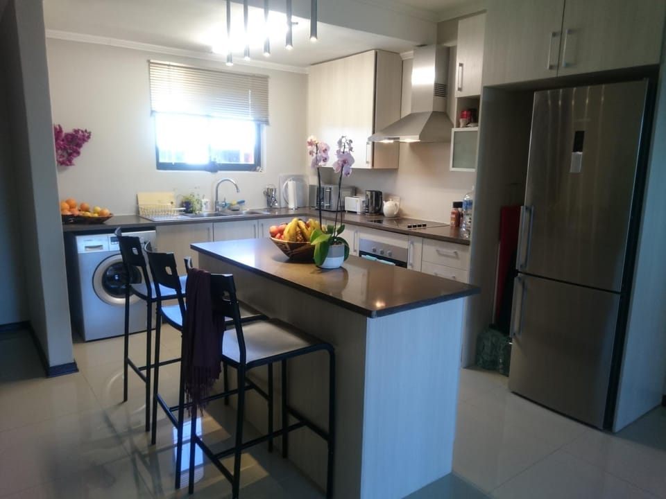 Kitchen or kitchenette, Food