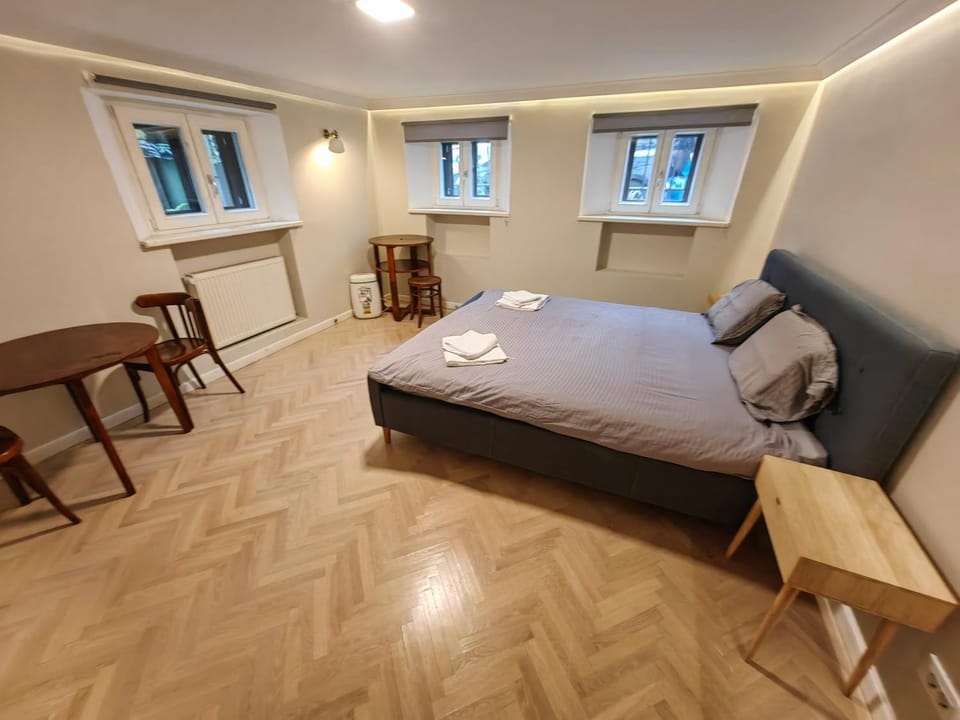Little Bucharest mansion next to Parliament Palace Apartment hotel in Bucharest