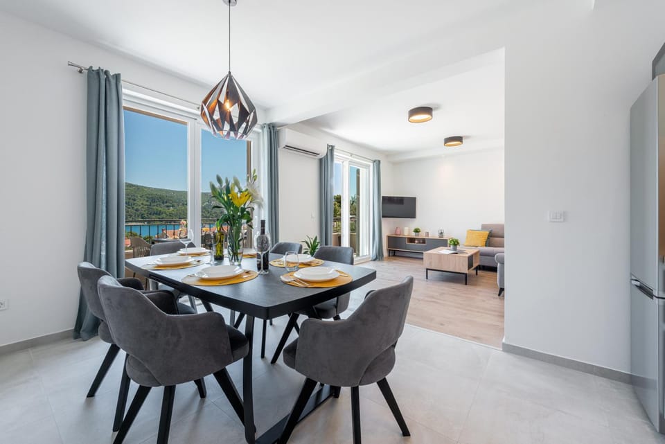 Amazing Sea View Apartments Petra & Paula Apartment in Dubrovnik-Neretva County