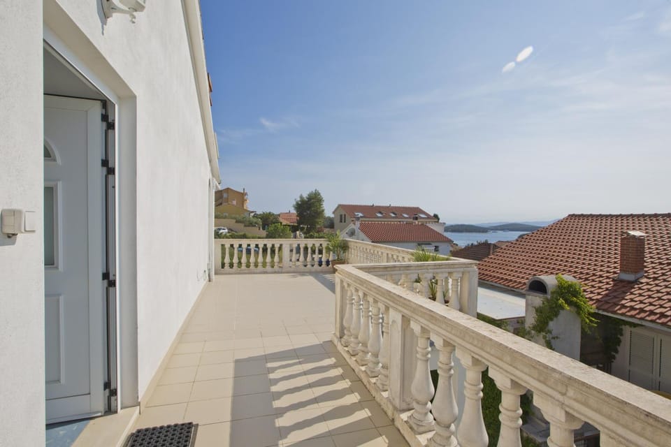 Balcony/Terrace, On site