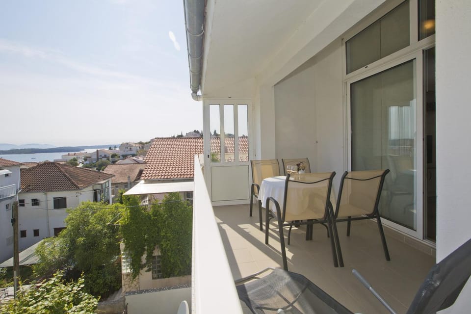 Balcony/Terrace, On site