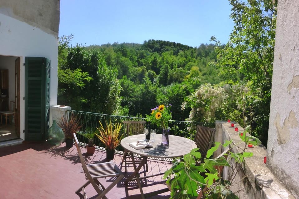 Patio, Day, BBQ facilities, Balcony/Terrace, Dining area, Garden view