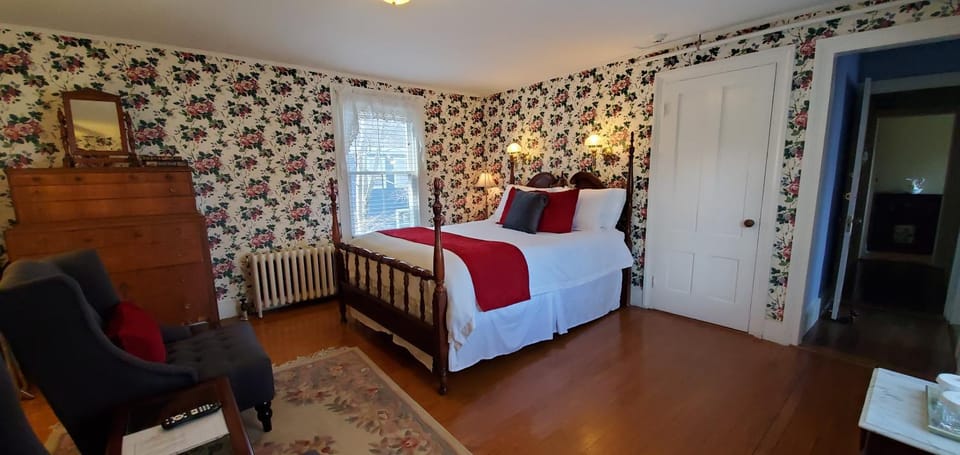 Blackberry Inn Bed and Breakfast in Camden