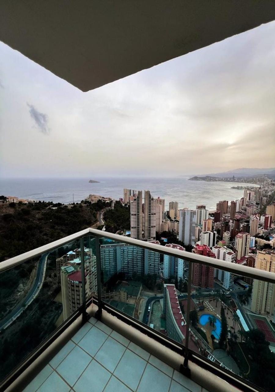 City view, Sea view