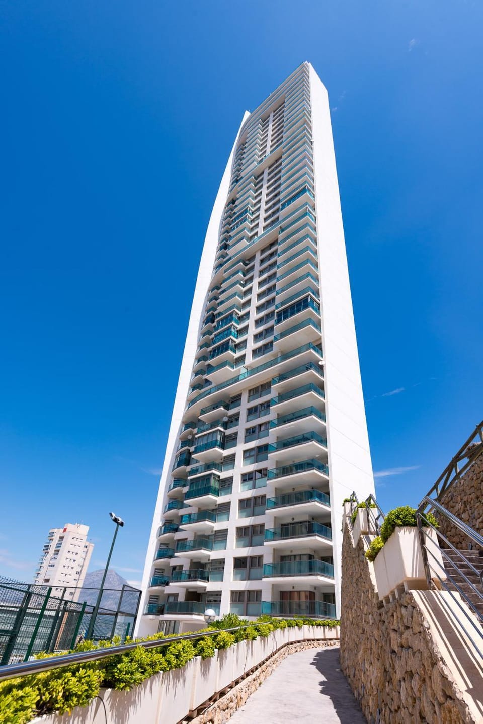 Property building, Facade/entrance, Day