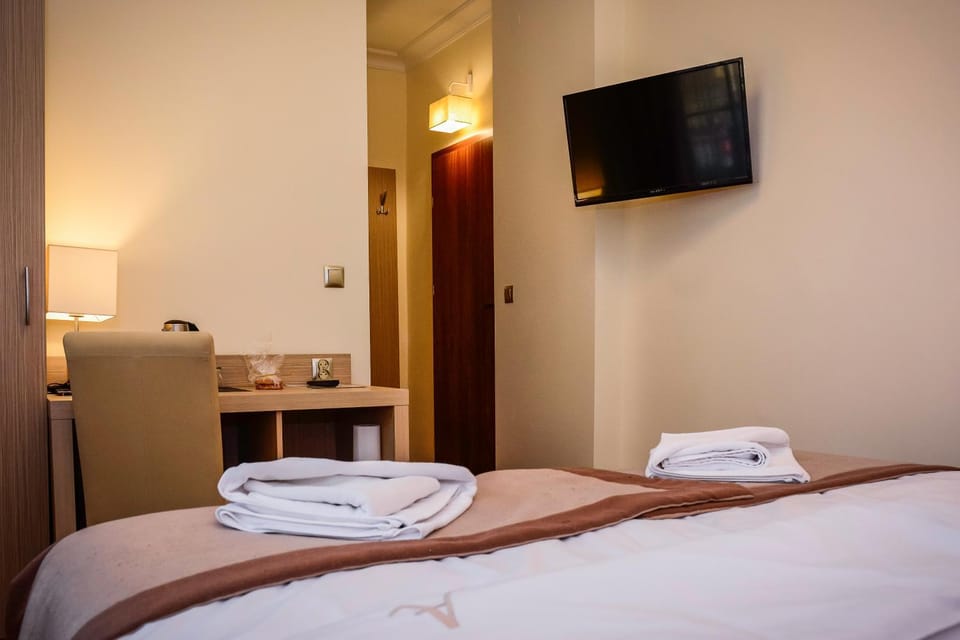 TV and multimedia, Photo of the whole room, towels