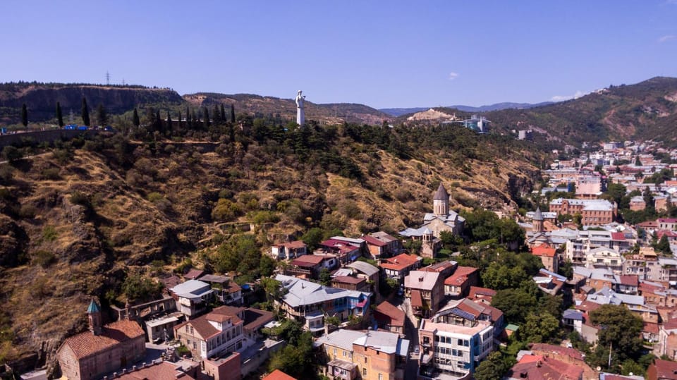 Nearby landmark, Neighbourhood, Natural landscape