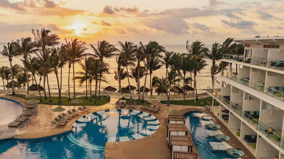 Off site, Beach, Swimming pool