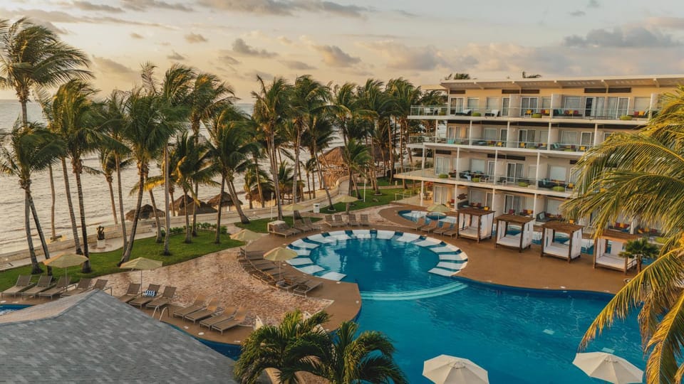 Beach, Swimming pool