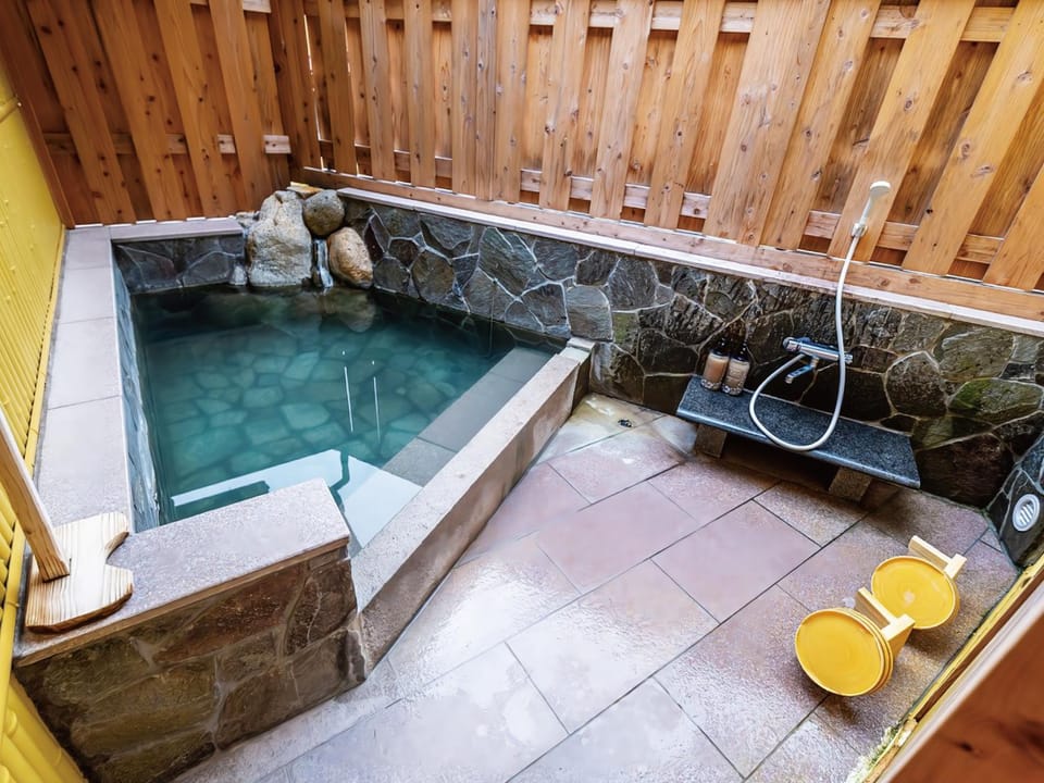 Hot Spring Bath, Open Air Bath