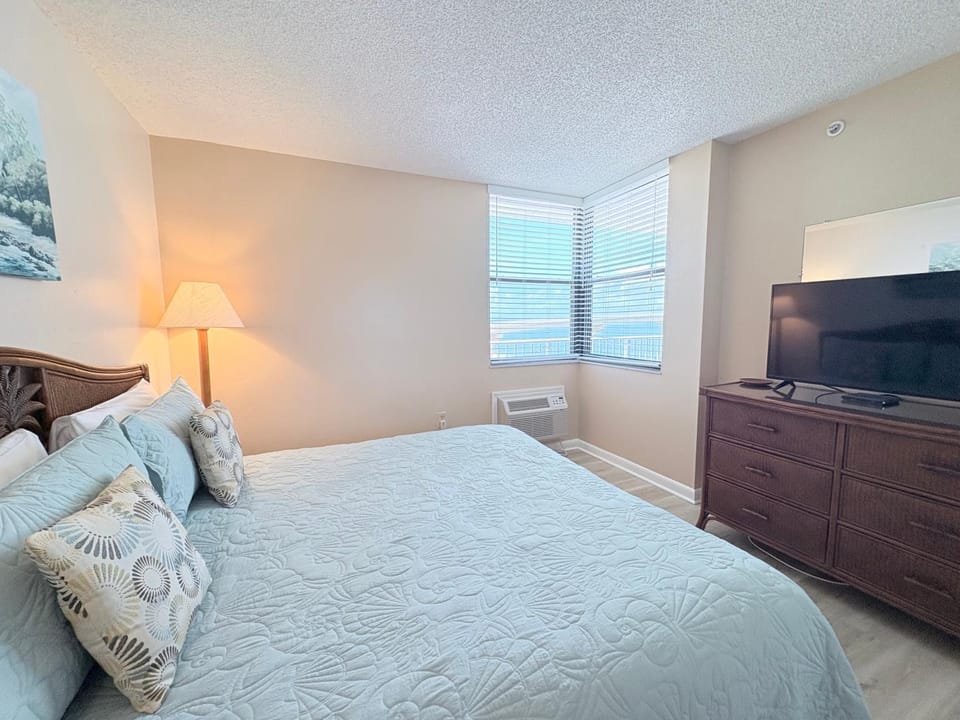 Lover's Key Beach Club by Check-In Vacation Rentals Apartment in Bonita Springs