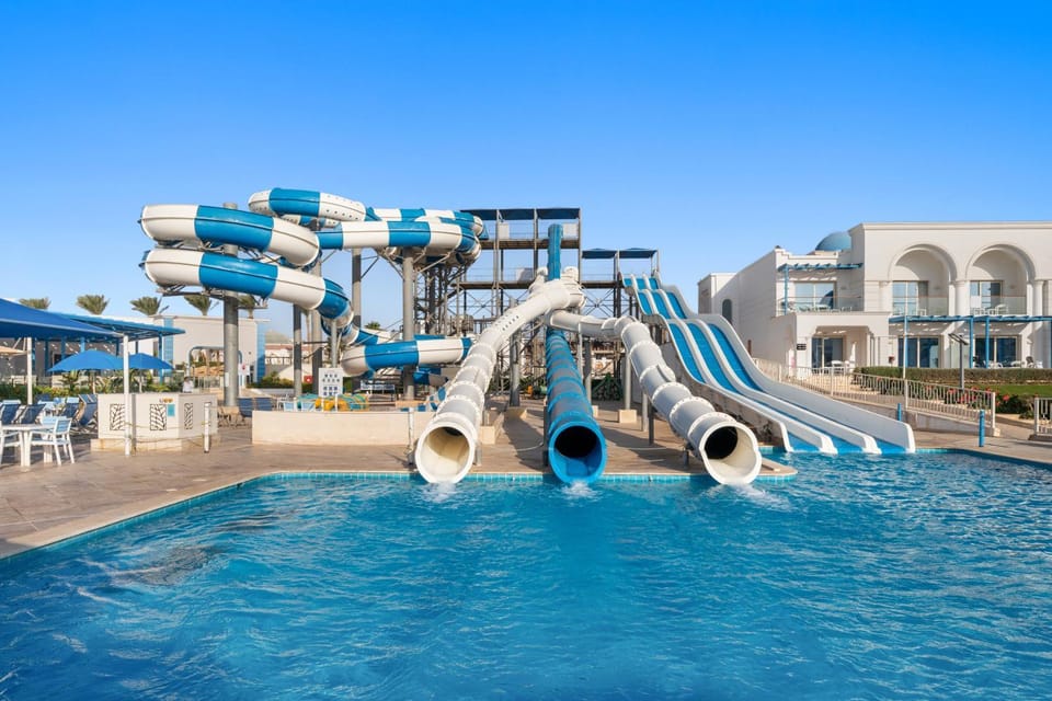 Aqua park, Swimming pool