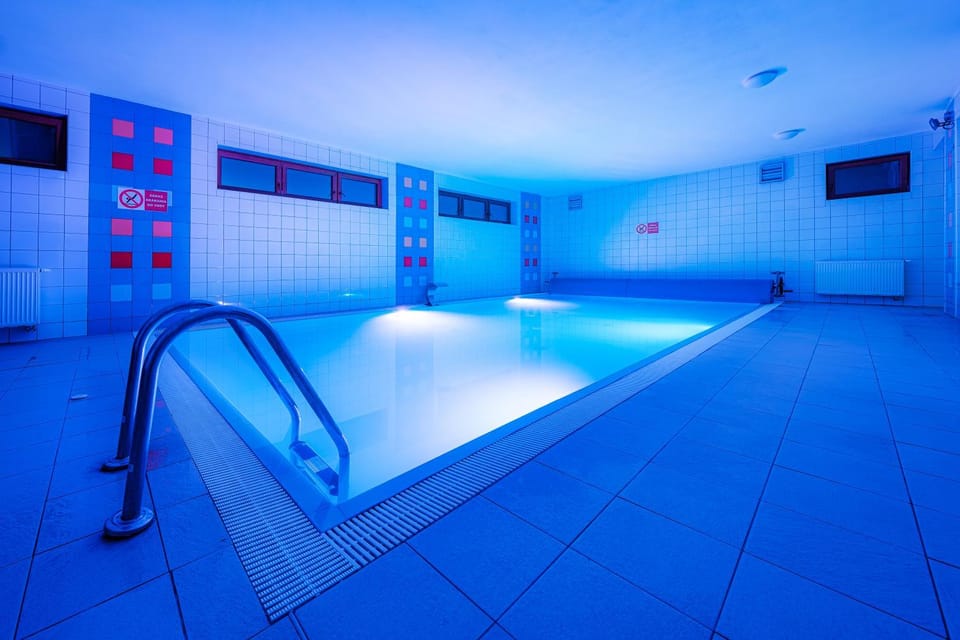 Pool view, Swimming pool, Swimming pool
