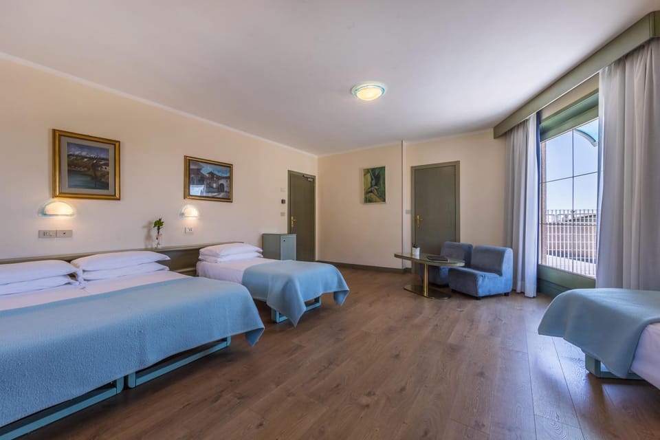 View (from property/room), Bedroom, Guests, older children