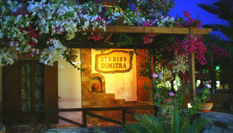 Facade/entrance, Facade/entrance, Garden, Decorative detail