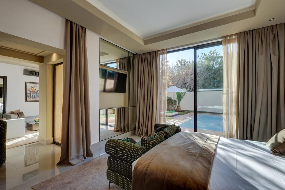 Living room, Bedroom, Swimming pool