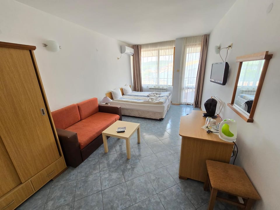 Elena Guest House Bed and Breakfast in Sozopol