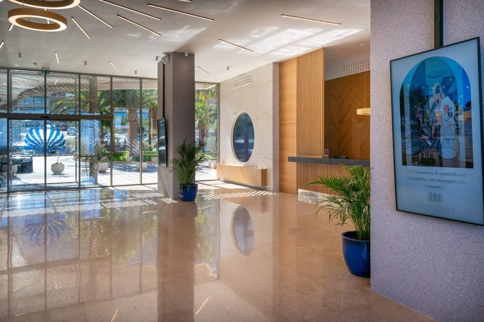 Facade/entrance, Lobby or reception