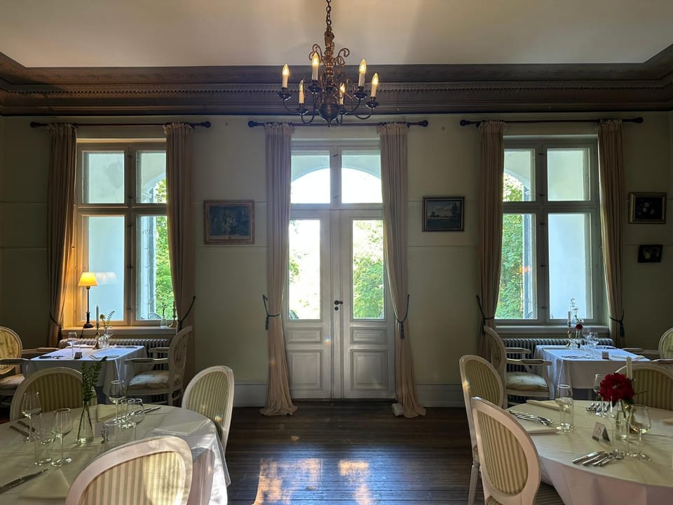 Dining area, Garden view