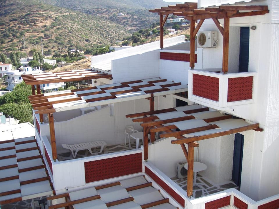 Property building, Balcony/Terrace, Balcony/Terrace