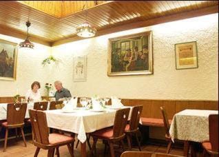 Restaurant/places to eat, Banquet/Function facilities, Seating area, Breakfast