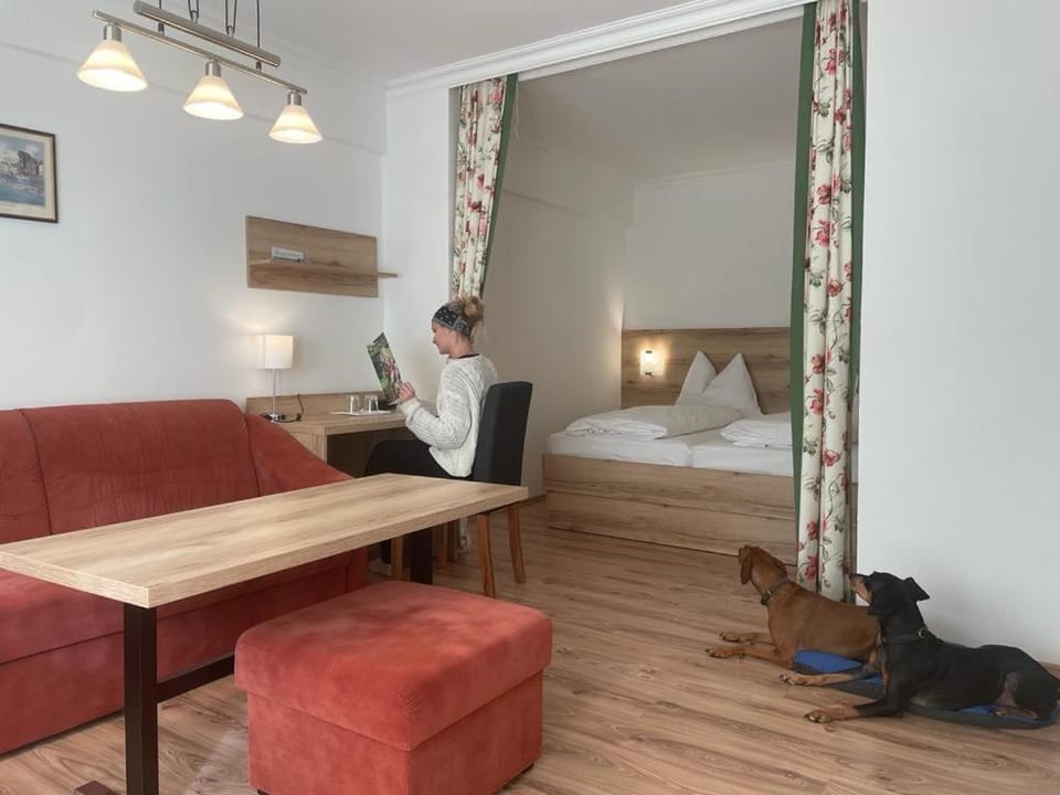 Bed, View (from property/room), Balcony/Terrace, Living room, Seating area, Bedroom, Garden view