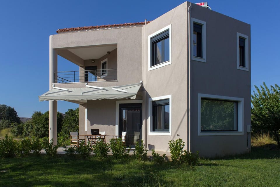 Perivoli House A House in Decentralized Administration of the Aegean