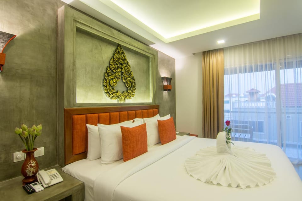 Shower, Toilet, Bathroom, TV and multimedia, Coffee/tea facilities, Balcony/Terrace, Seating area, Bedroom