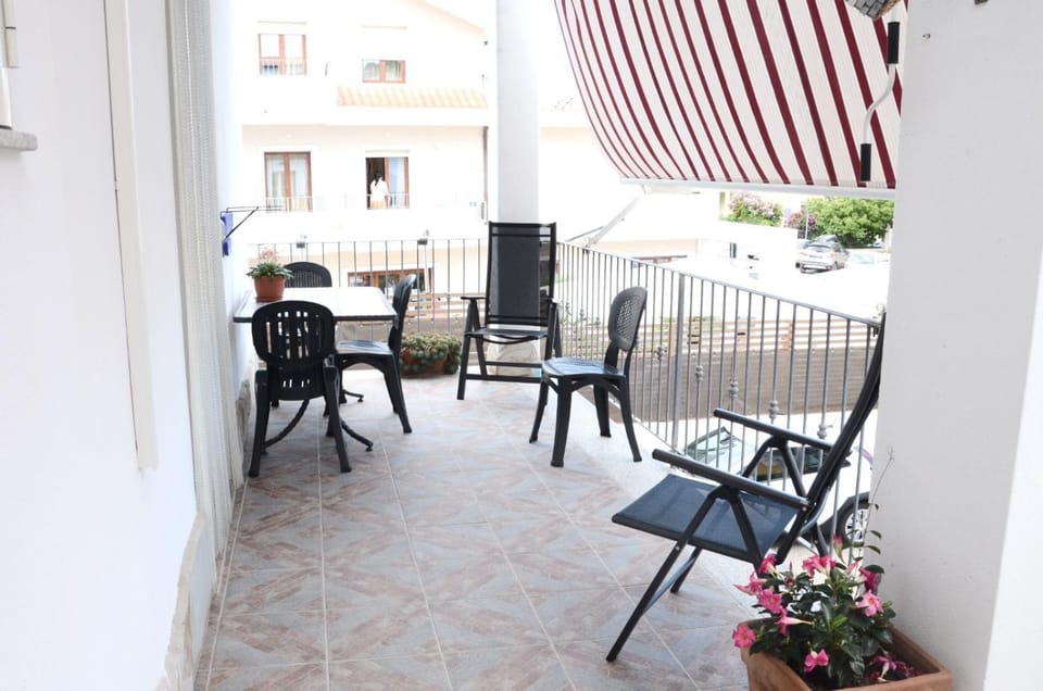 Balcony/Terrace, Dining area