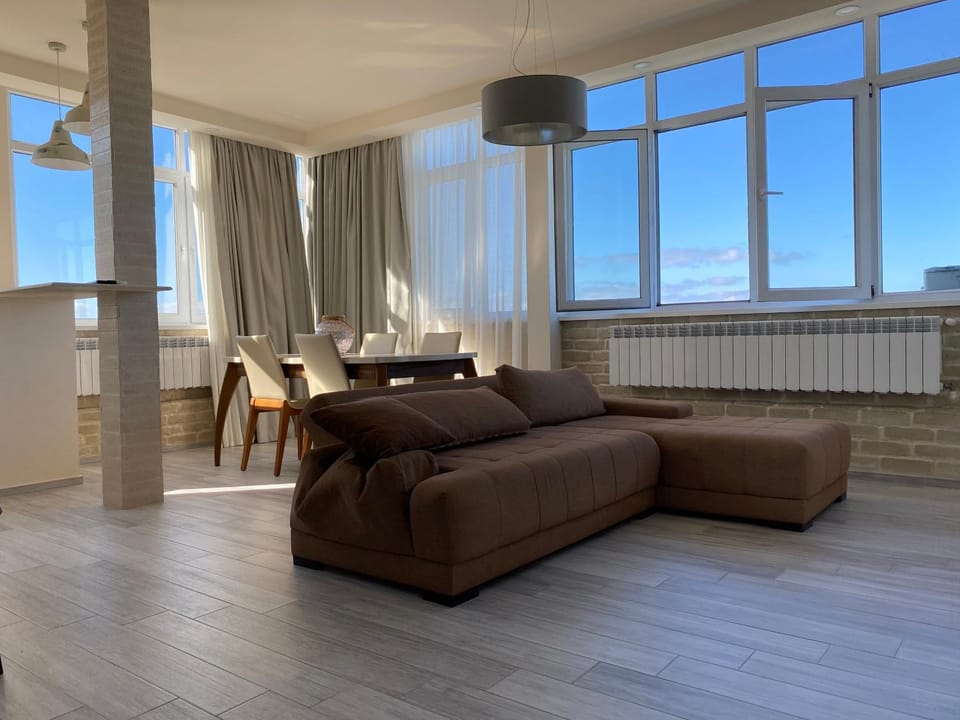 Living room, Dining area, Sea view