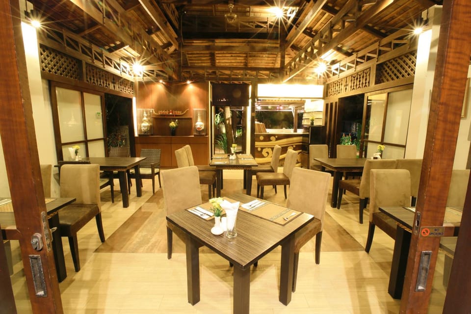 Restaurant/places to eat, Restaurant/places to eat