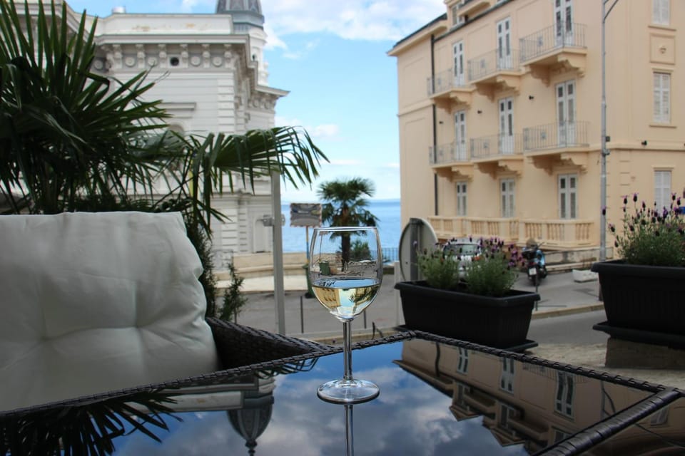 Patio, Summer, Balcony/Terrace, Sea view