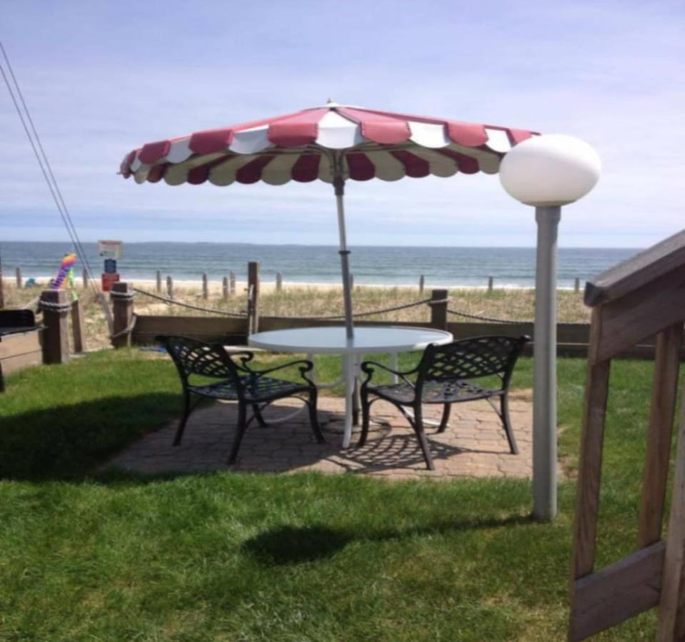 Patio, BBQ facilities